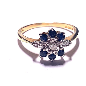 Secondhand Sapphire and Diamond Cluster Ring