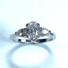 Load image into Gallery viewer, Secondhand Platinum Oval and Pear Diamond Ring - 1.67ct
