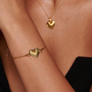 Hot Diamonds Gold Edit Essence Heart Bracelet